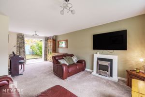 Sitting Room- click for photo gallery